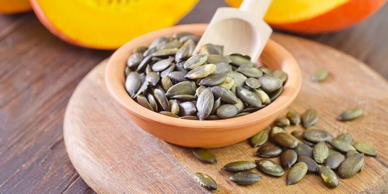 Pumpkin seeds, used daily by a man, will enhance potency